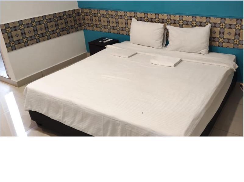 Grand Fc Hotel George Town  Kültér fotó